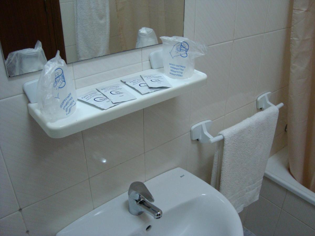 Hostal Duran Алора Екстер'єр фото
