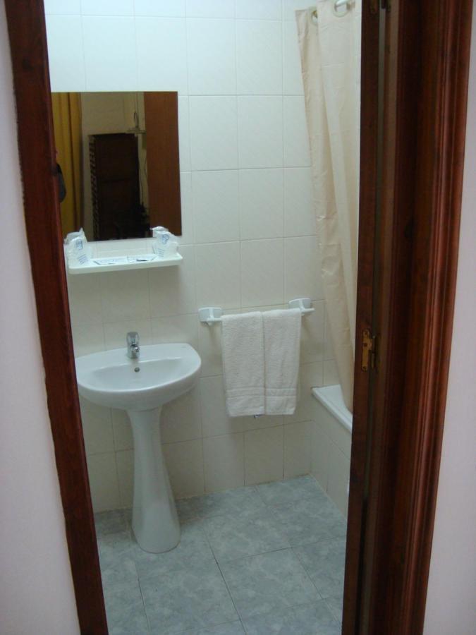 Hostal Duran Алора Екстер'єр фото
